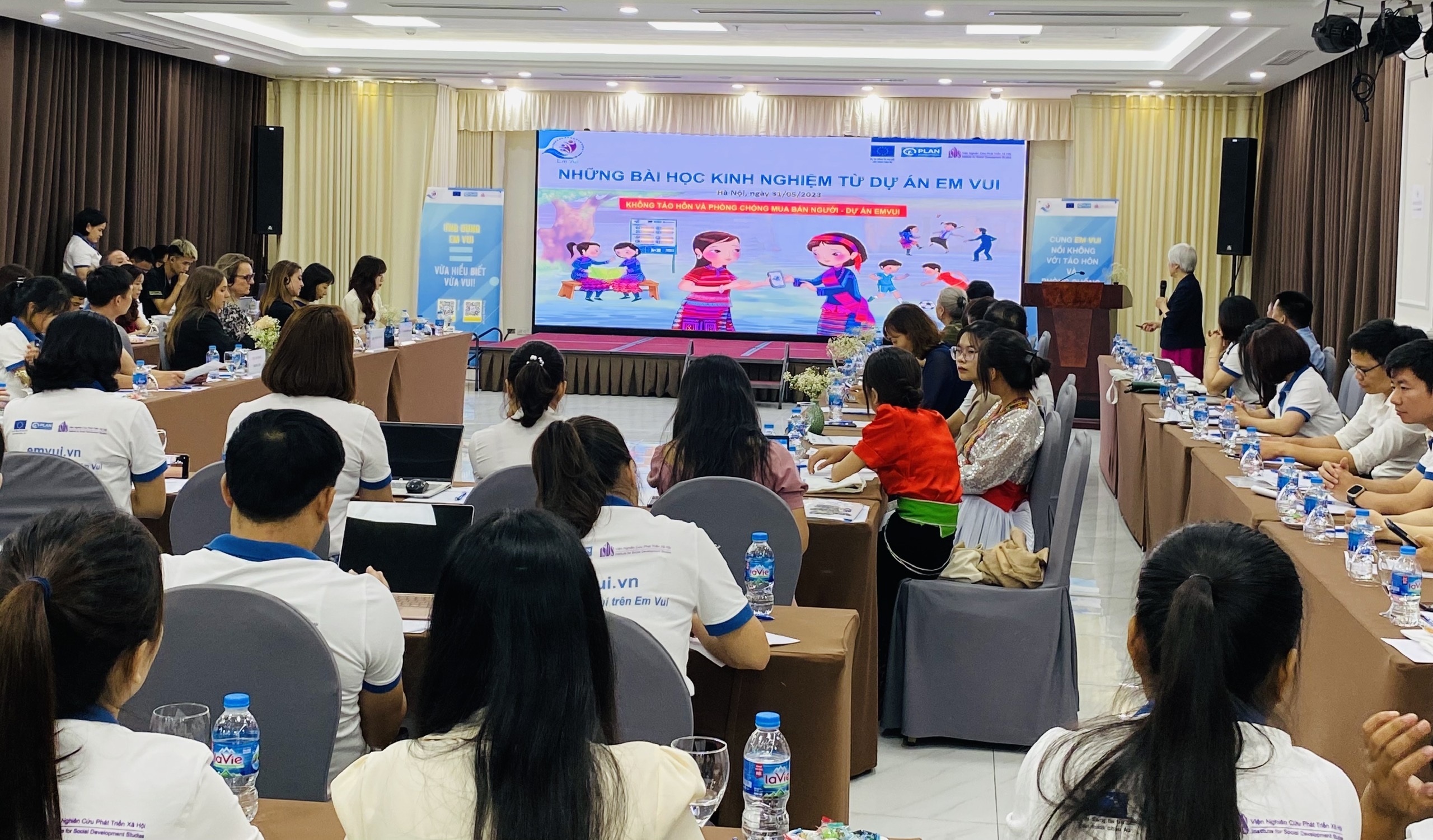 Nâng cao nhận thức về mua bán người và tảo hôn thông qua công nghệ số