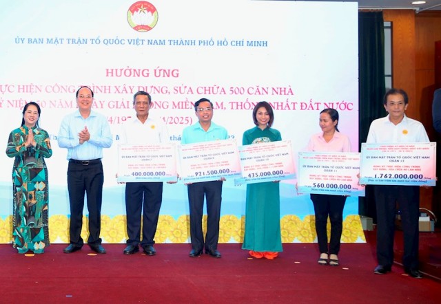 TP Hồ Chí Minh phấn đấu giảm tỷ lệ hộ nghèo bình quân 0,35 năm