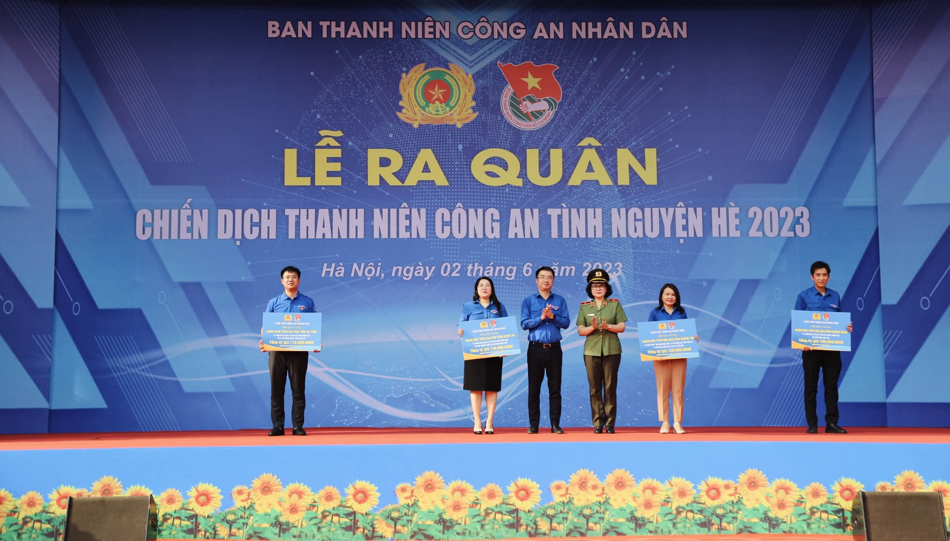 Tuổi trẻ Công an nhân dân hỗ trợ hơn 800 triệu đồng cho các hoạt động an sinh xã hội