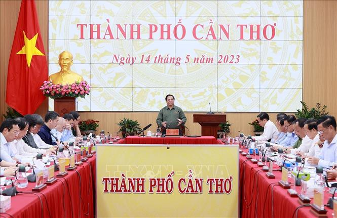 Quyết tâm tháo gỡ khó khăn, thách thức bằng các cơ chế, chính sách