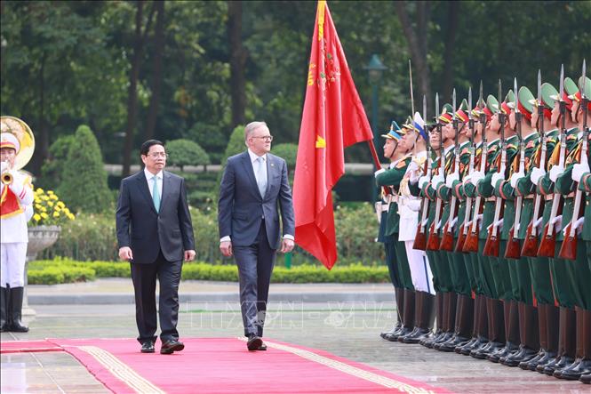 Thủ tướng Phạm Minh Chính chủ trì lễ đón Thủ tướng Australia thăm chính thức Việt Nam
