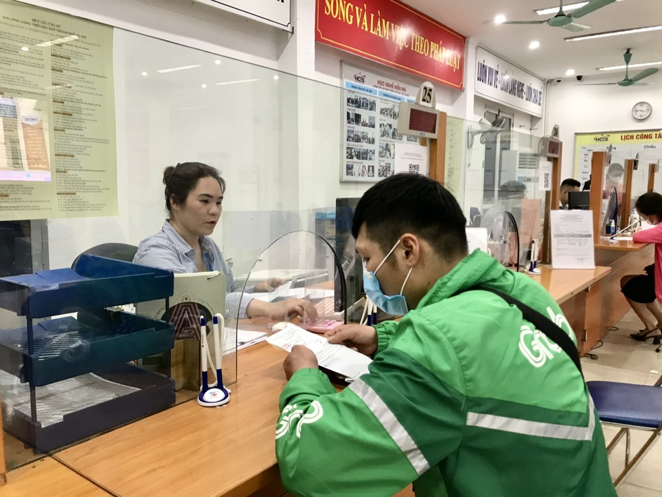 Đề xuất thế chấp khoản hưởng BHXH để vay tiền ngân hàng
