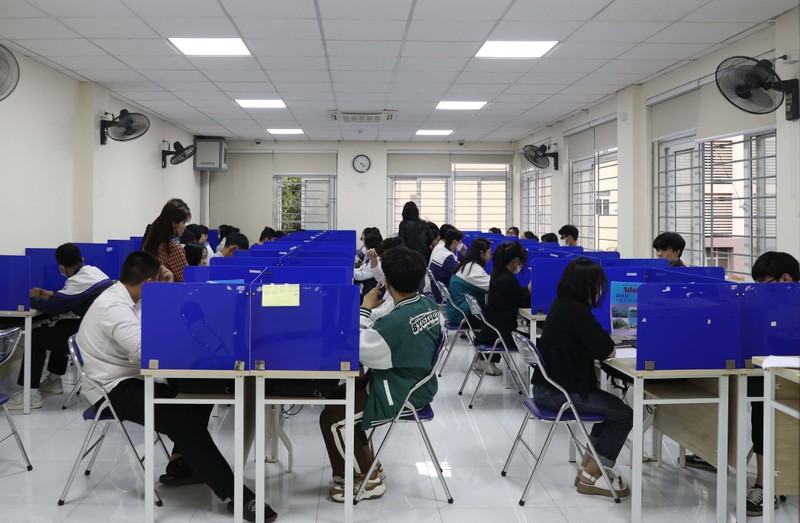 ĐHQGHN công bố Phổ điểm kỳ thi Đánh giá năng lực THPT năm 2023