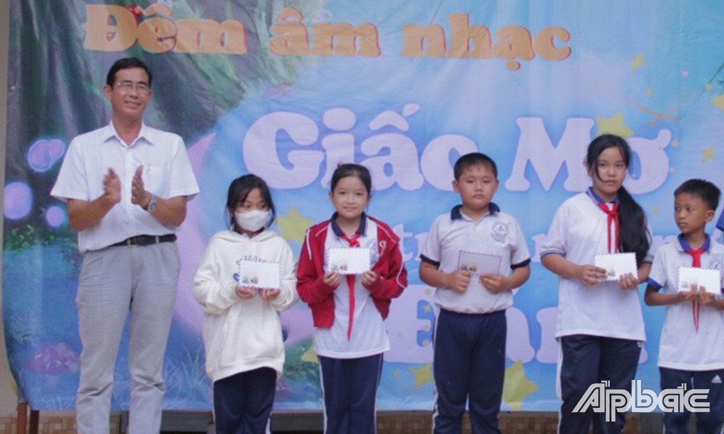 Thầy Vũ Thanh Tâm Điển hình về học tập và làm theo Bác