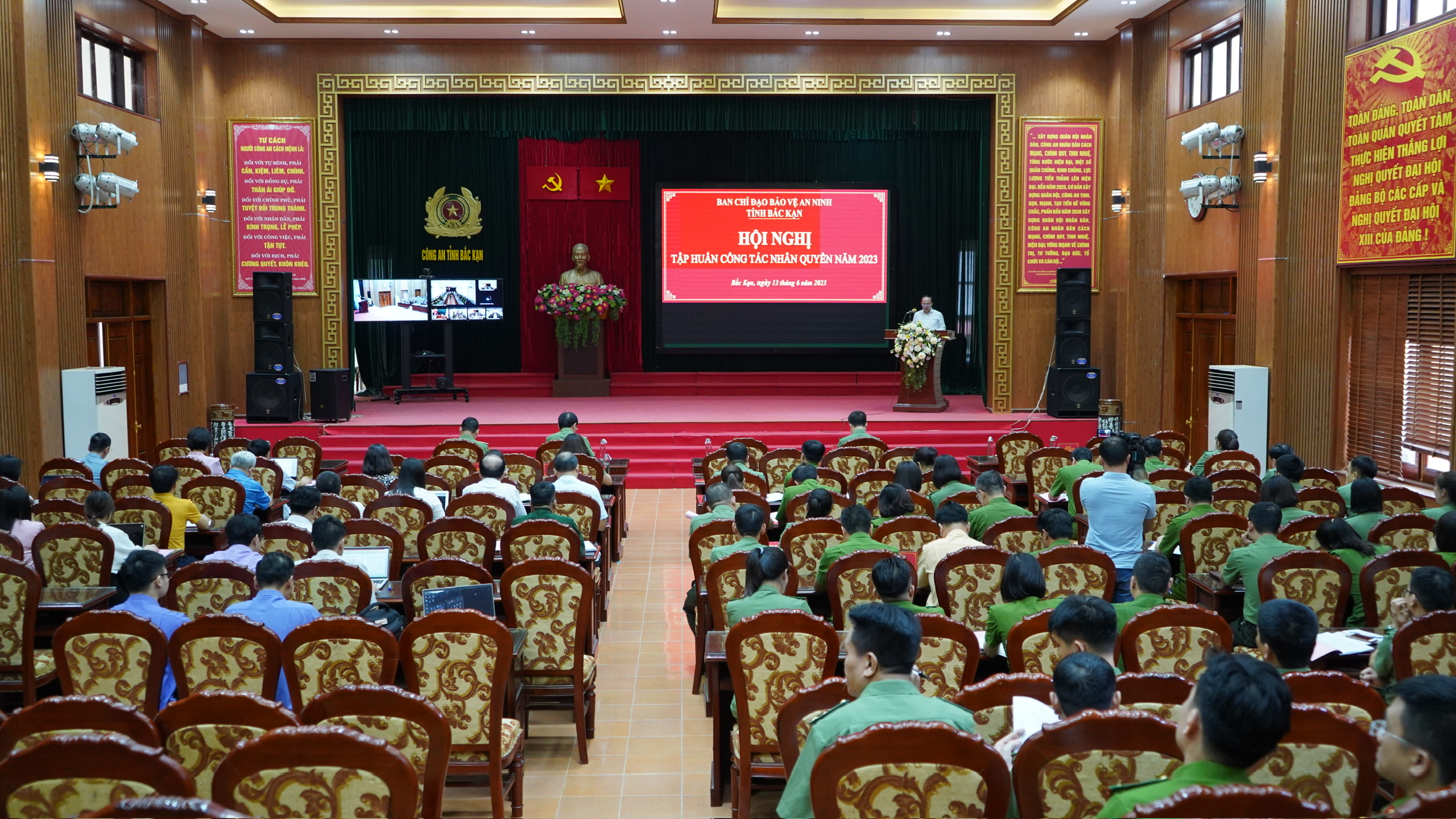 Bắc Kạn tổ chức Hội nghị tập huấn công tác nhân quyền