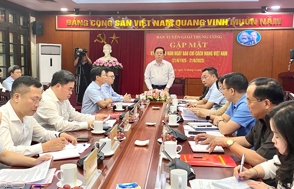 Báo chí góp phần quan trọng vào sự nghiệp xây dựng, phát triển đất nước
