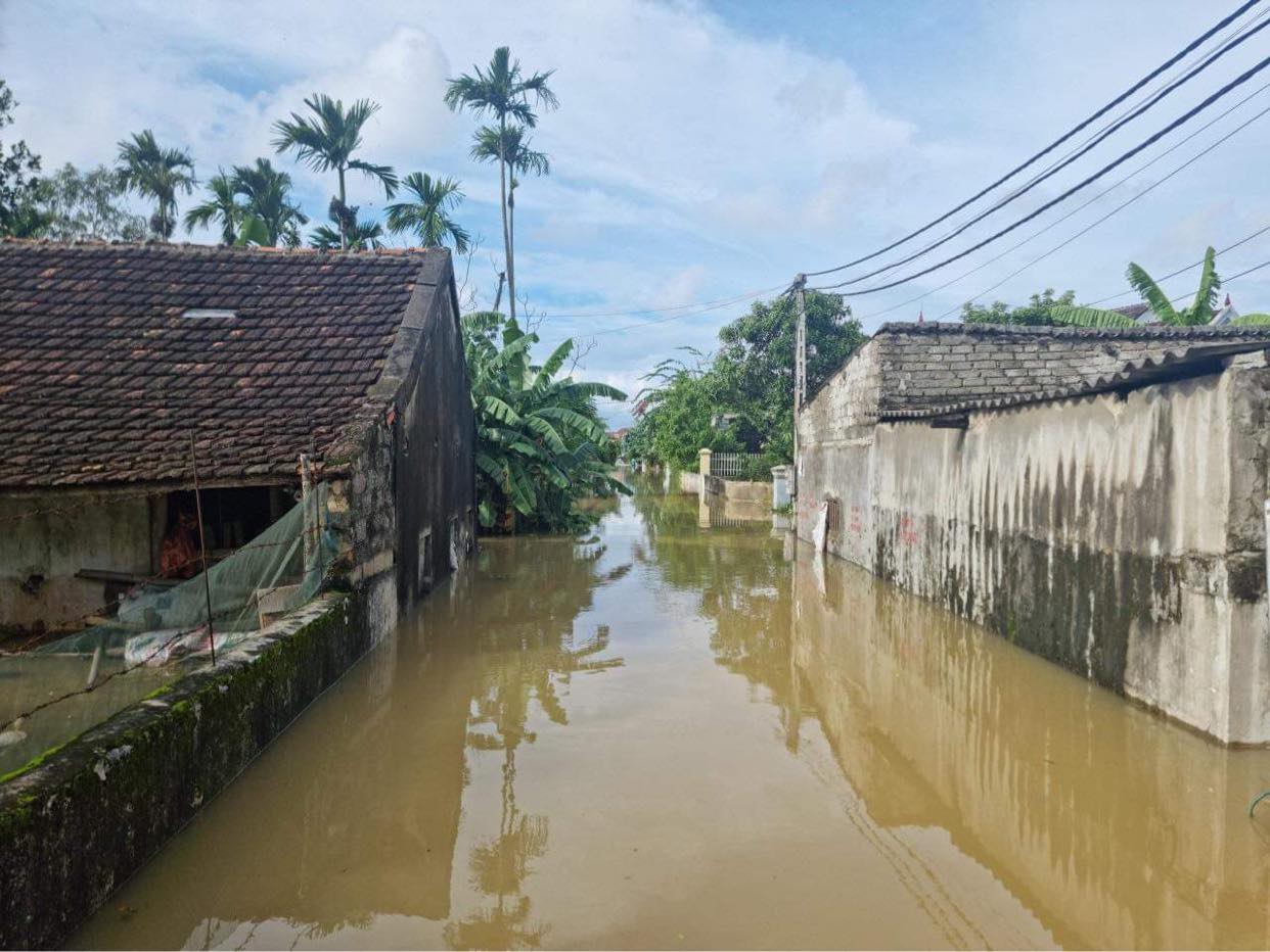 Sẵn sàng ứng phó với mưa lớn, thời tiết nguy hiểm trên biển và nắng nóng