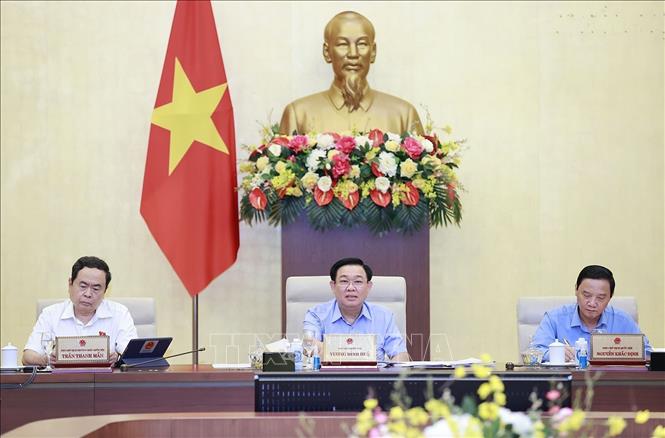 Ủy ban Thường vụ Quốc hội cho ý kiến 4 dự thảo luật, nghị quyết