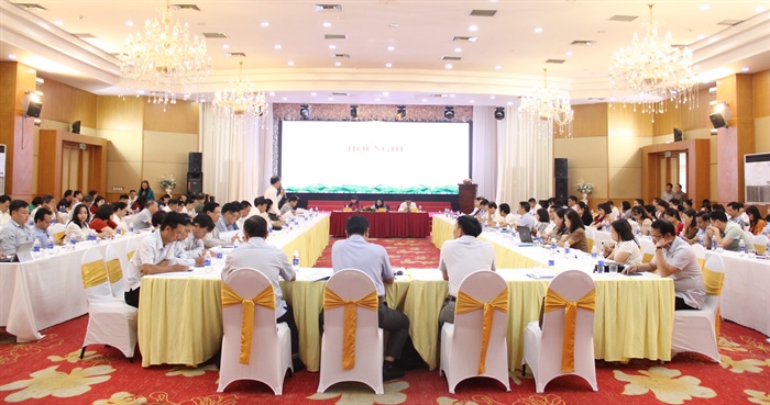Siết chặt và tăng cường công tác quản lý dịch vụ karaoke, vũ trường