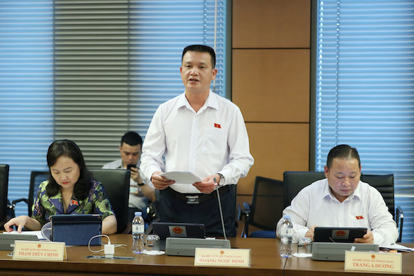 Có nên quy định mua bán bất động sản bắt buộc phải qua sàn giao dịch