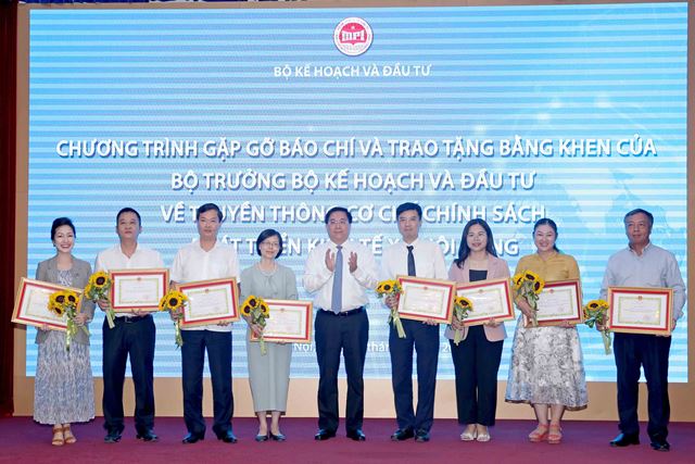 Đột phá trong truyền thông về hội nghị 6 vùng kinh tế cả nước