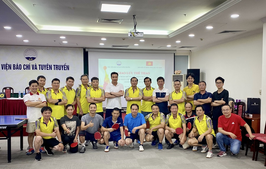 Giao lưu thể thao chào mừng kỷ niệm 98 năm Ngày Báo chí cách mạng Việt Nam