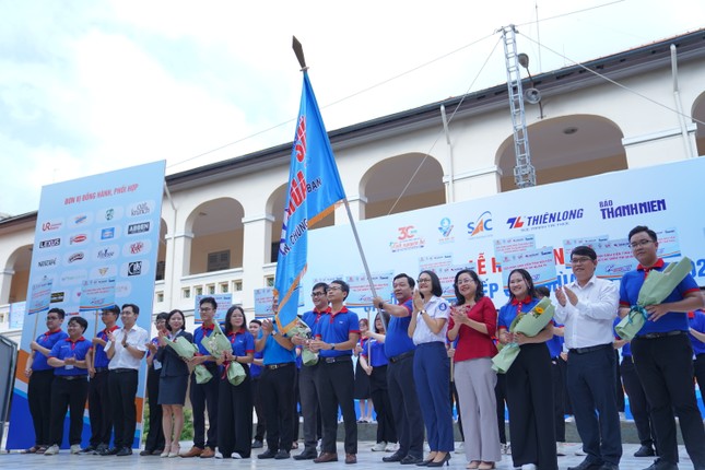 TP Hồ Chí Minh Ra quân chương trình Tiếp sức mùa thi năm 2023