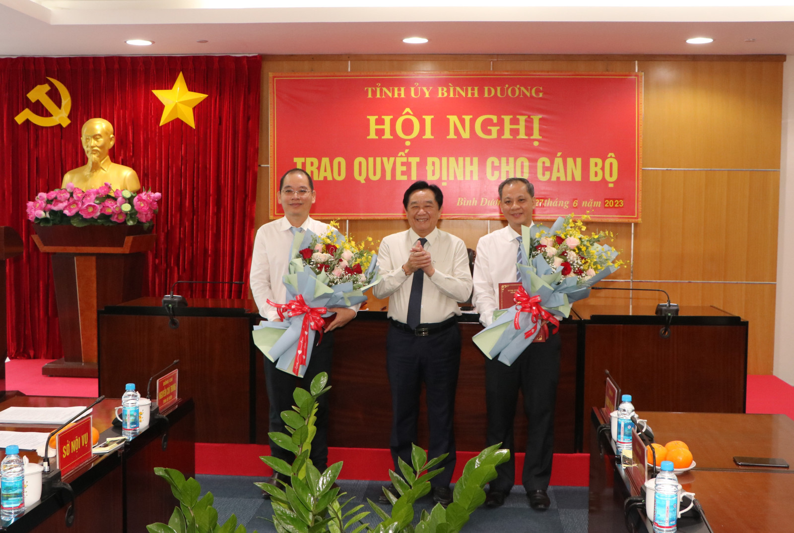 Tỉnh ủy Bình Dương trao Quyết định về công tác cán bộ