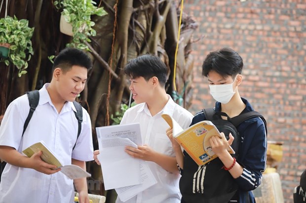 Xác định 1 thí sinh tại Cao Bằng sử dụng điện thoại chụp ảnh đề thi môn Ngữ văn

​