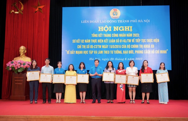 8 310 việc làm theo Bác trong cán bộ, đoàn viên, công chức, viên chức, lao động Thủ đô