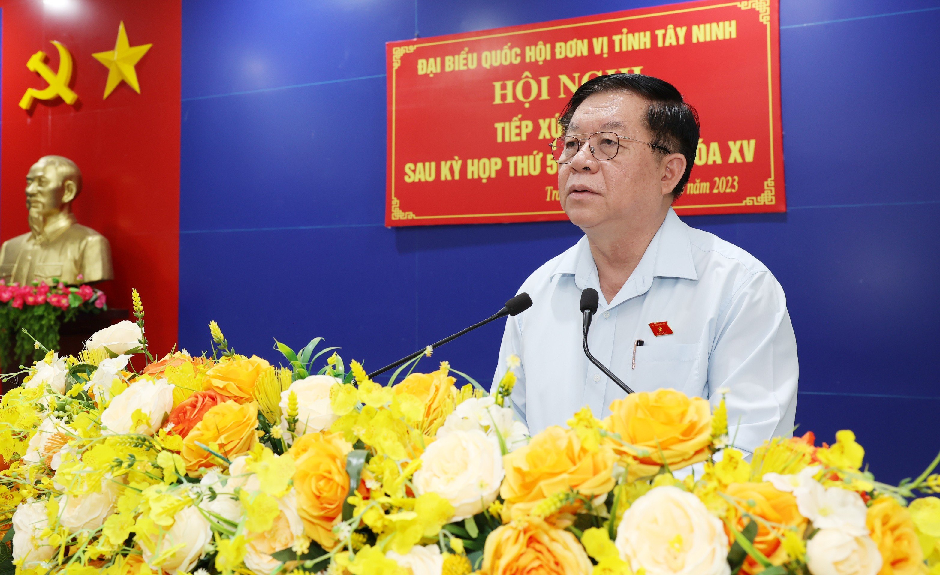 Đồng chí Nguyễn Trọng Nghĩa tiếp xúc cử tri tại Tây Ninh