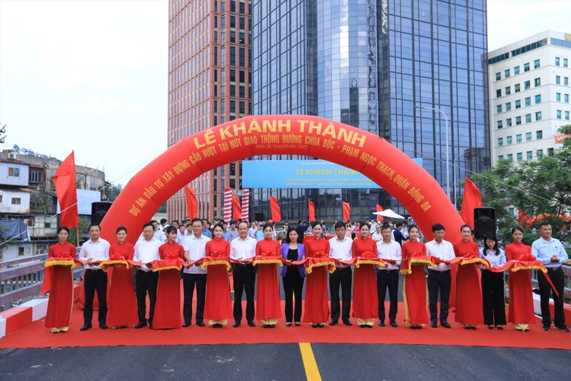 Hà Nội khánh thành cầu vượt nút giao đường Chùa Bộc - Phạm Ngọc Thạch