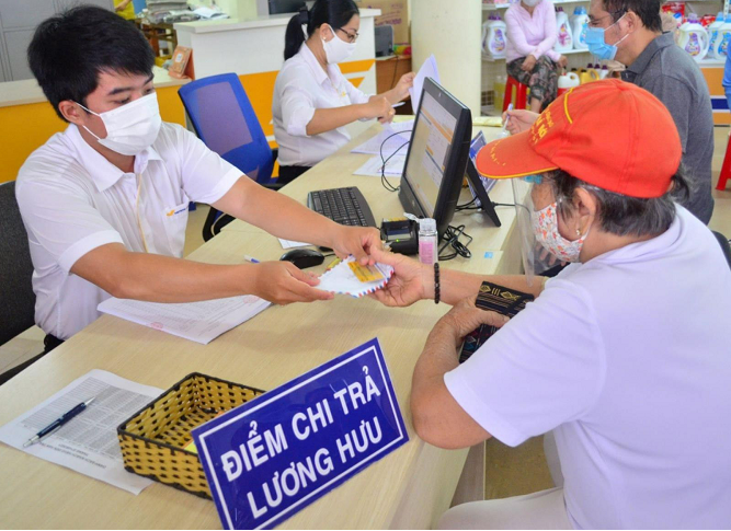 Người lao động tham gia BHXH sẽ được lĩnh lương hưu trong bao nhiêu năm