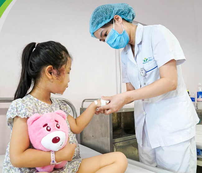 Trẻ nhập viện do tai nạn dịp hè tăng cao