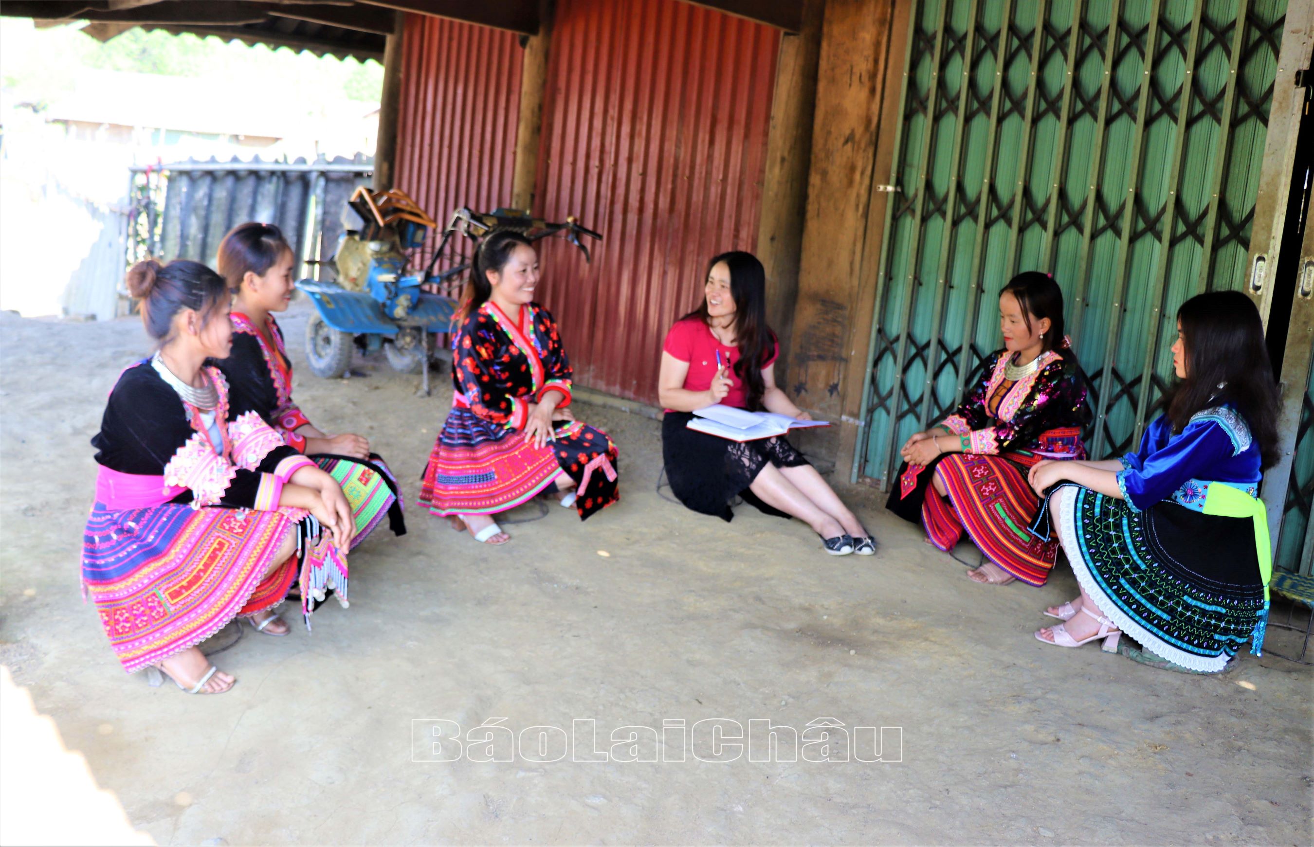 Phó Bí thư Đảng ủy đưa xã Tả Ngảo từng bước thoát nghèo