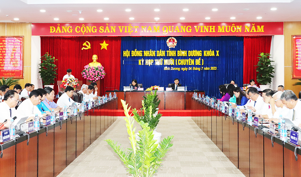 Bình Dương khẩn trương tổ chức triển khai thực hiện các Nghị quyết vừa được thông qua