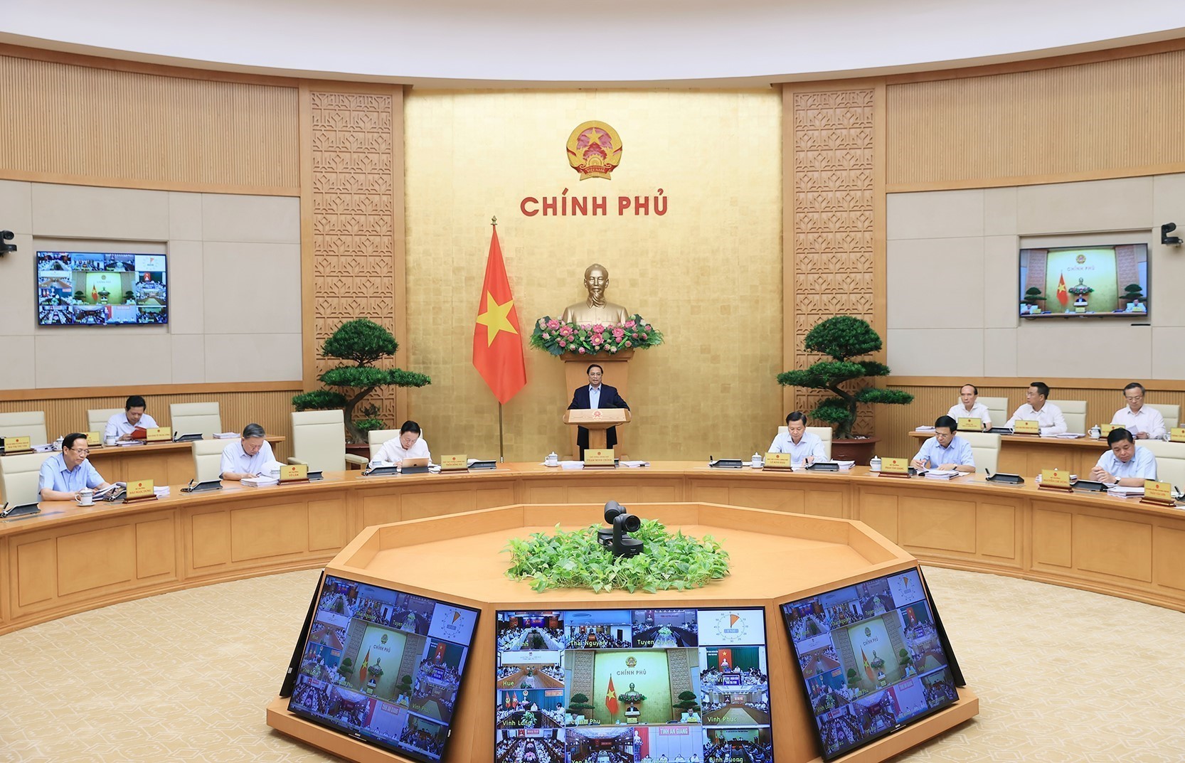 Tình hình kinh tế - xã hội tháng 6 tiếp tục xu hướng tích cực