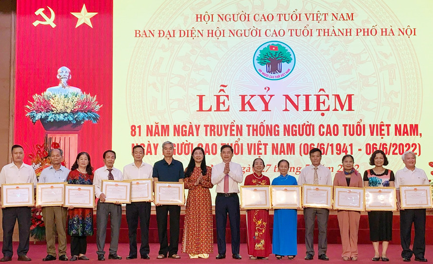 Thực hiện tốt công tác bảo vệ, chăm sóc và phát huy vai trò người cao tuổi
