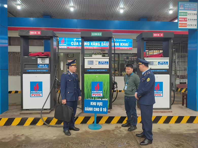 Quản lý thị trường Hà Giang Tăng cường kiểm tra, kiểm soát các mặt hàng trọng điểm