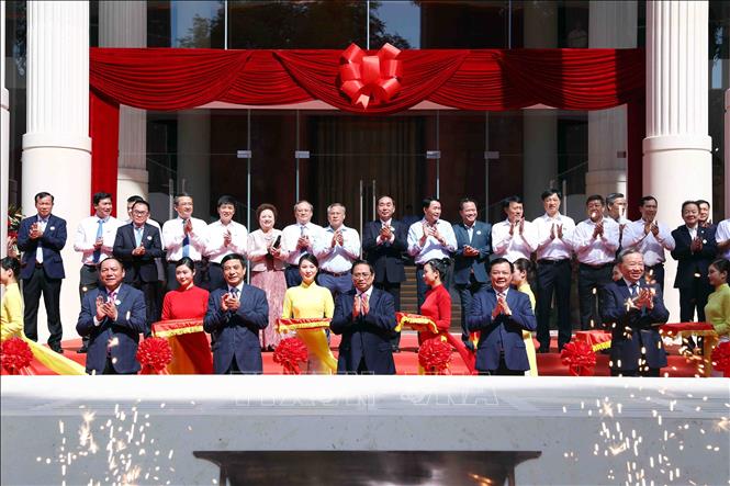 Nhà hát Hồ Gươm là một thiết chế văn hóa, đáp ứng nhu cầu thụ hưởng của nhân dân