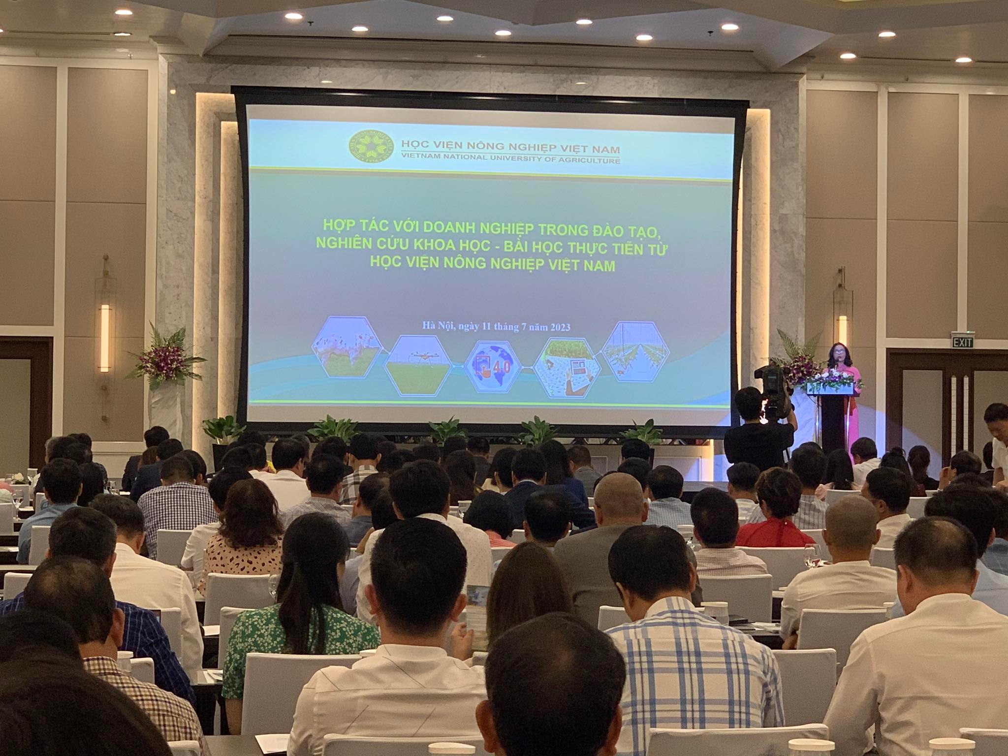 Hợp tác đào tạo và phát triển nguồn nhân lực nông nghiệp, nông thôn