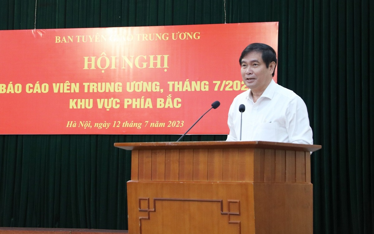 Tiếp tục thực hiện tốt định hướng trong công tác tuyên truyền