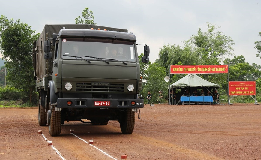 Khai mạc Hội thi xe tốt, lái xe giỏi Quân khu 1 năm 2023