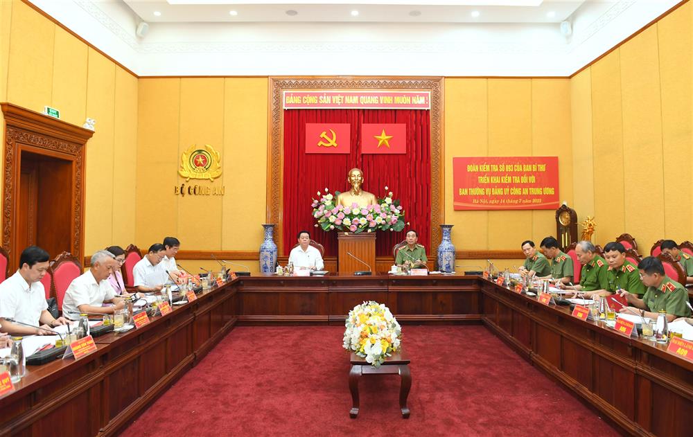 Đoàn kiểm tra của Ban Bí thư làm việc với Ban Thường vụ Đảng ủy Công an Trung ương
