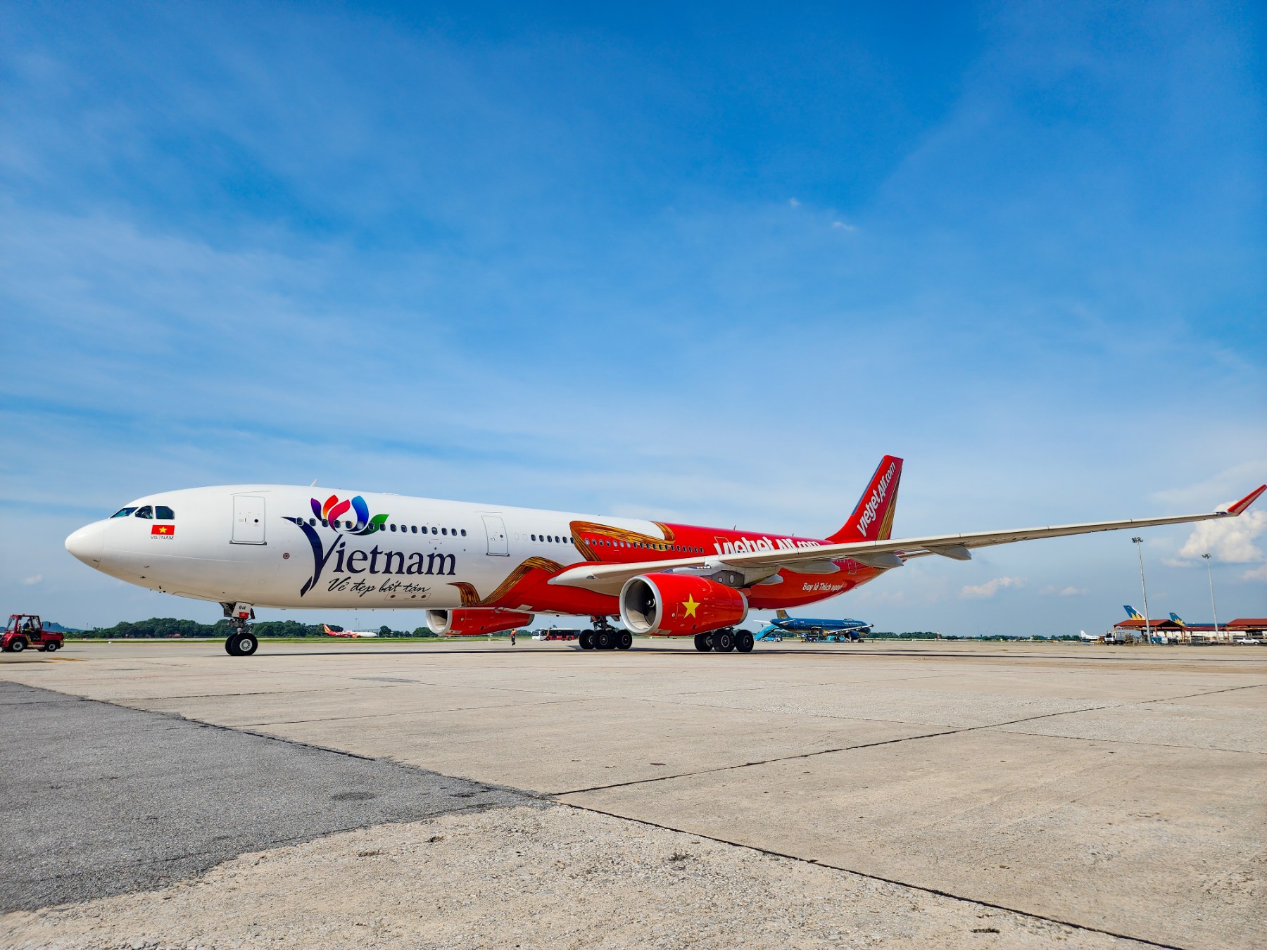 Vietjet đón tàu bay lớn cùng biểu tượng Du lịch Việt Nam