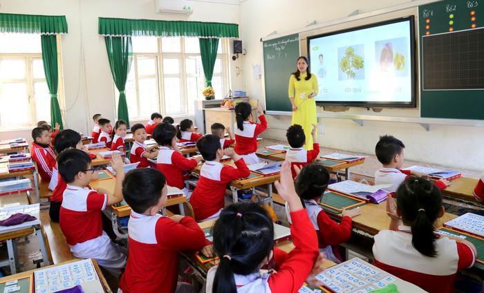 Giáo viên càng yên tâm với nghề nhờ tăng lương cơ bản