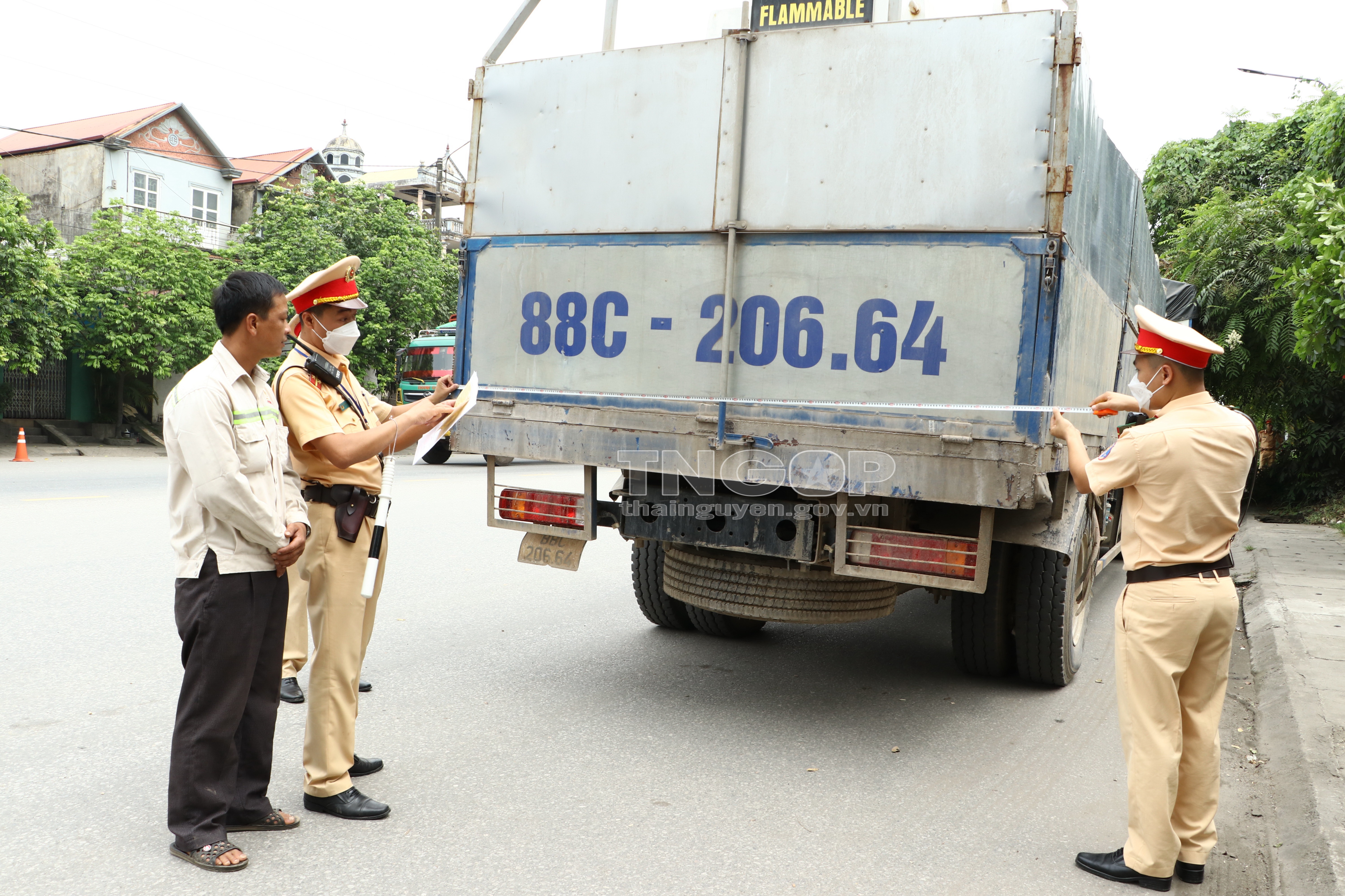 Thái Nguyên Tiếp tục thực hiện đồng bộ các giải pháp đảm bảo trật tự, an toàn giao thông