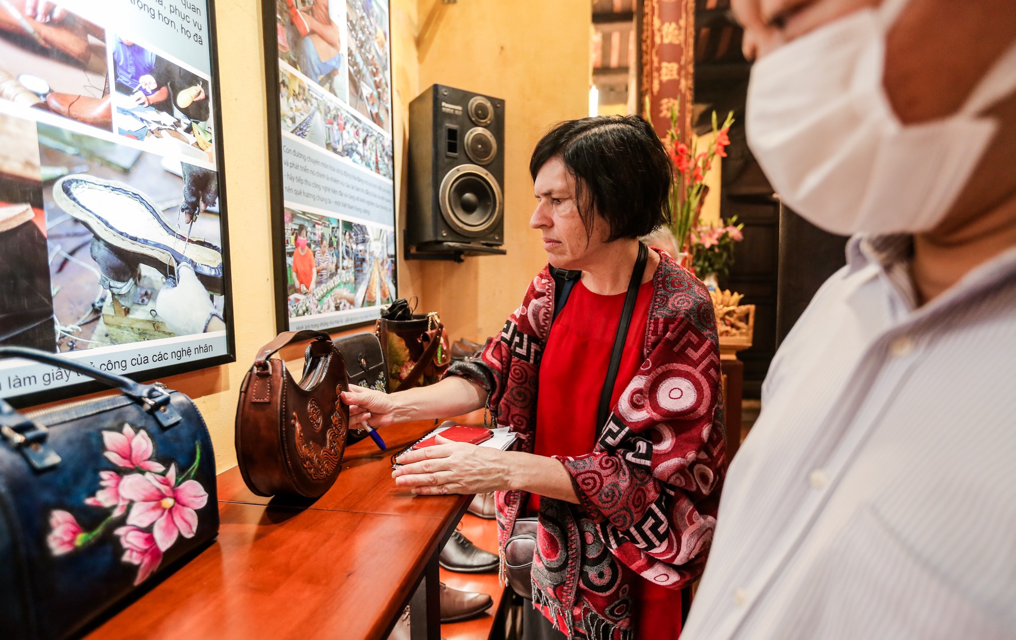 Người Hà Nội nay, lưu giữ nghề xưa
