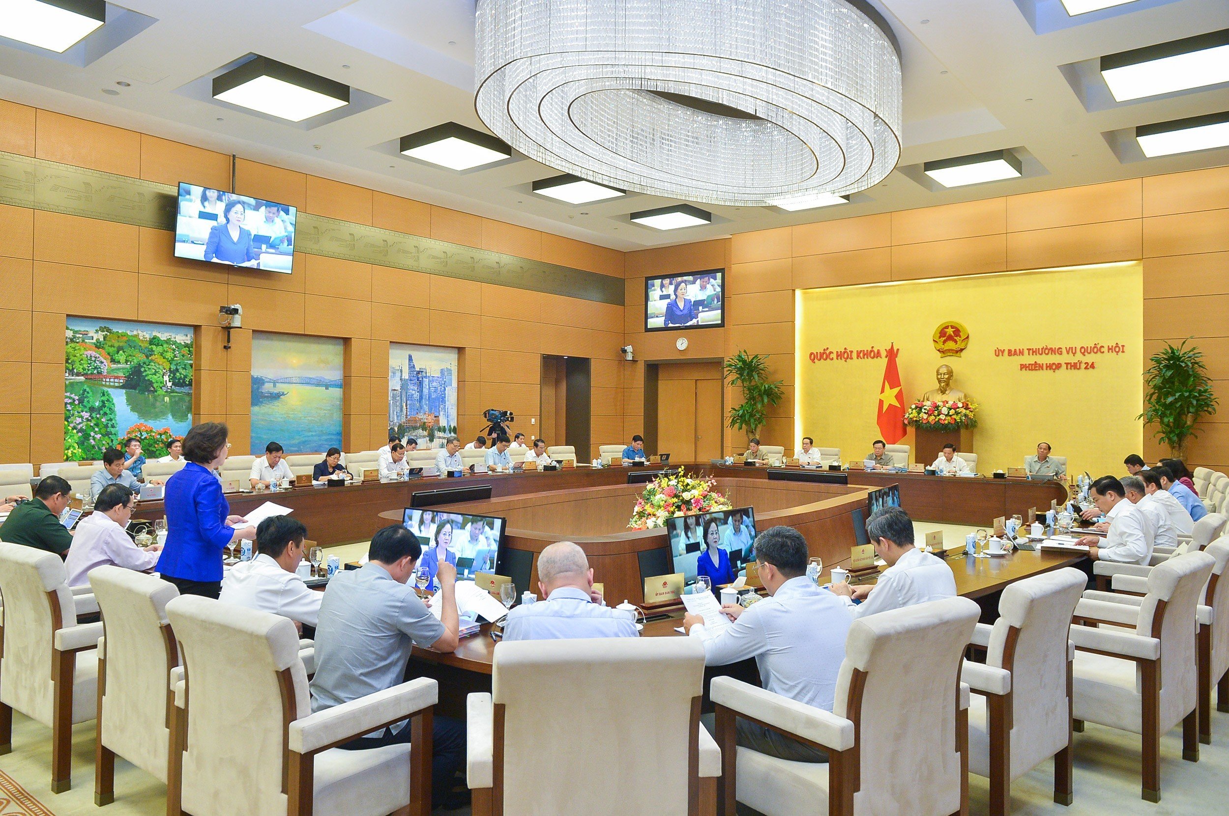 Khẩn trương ban hành Kế hoạch thực hiện sắp xếp đơn vị hành chính cấp huyện, xã