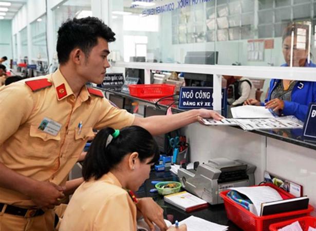 Cấp biển số theo mã định danh của chủ xe từ ngày 15 8
