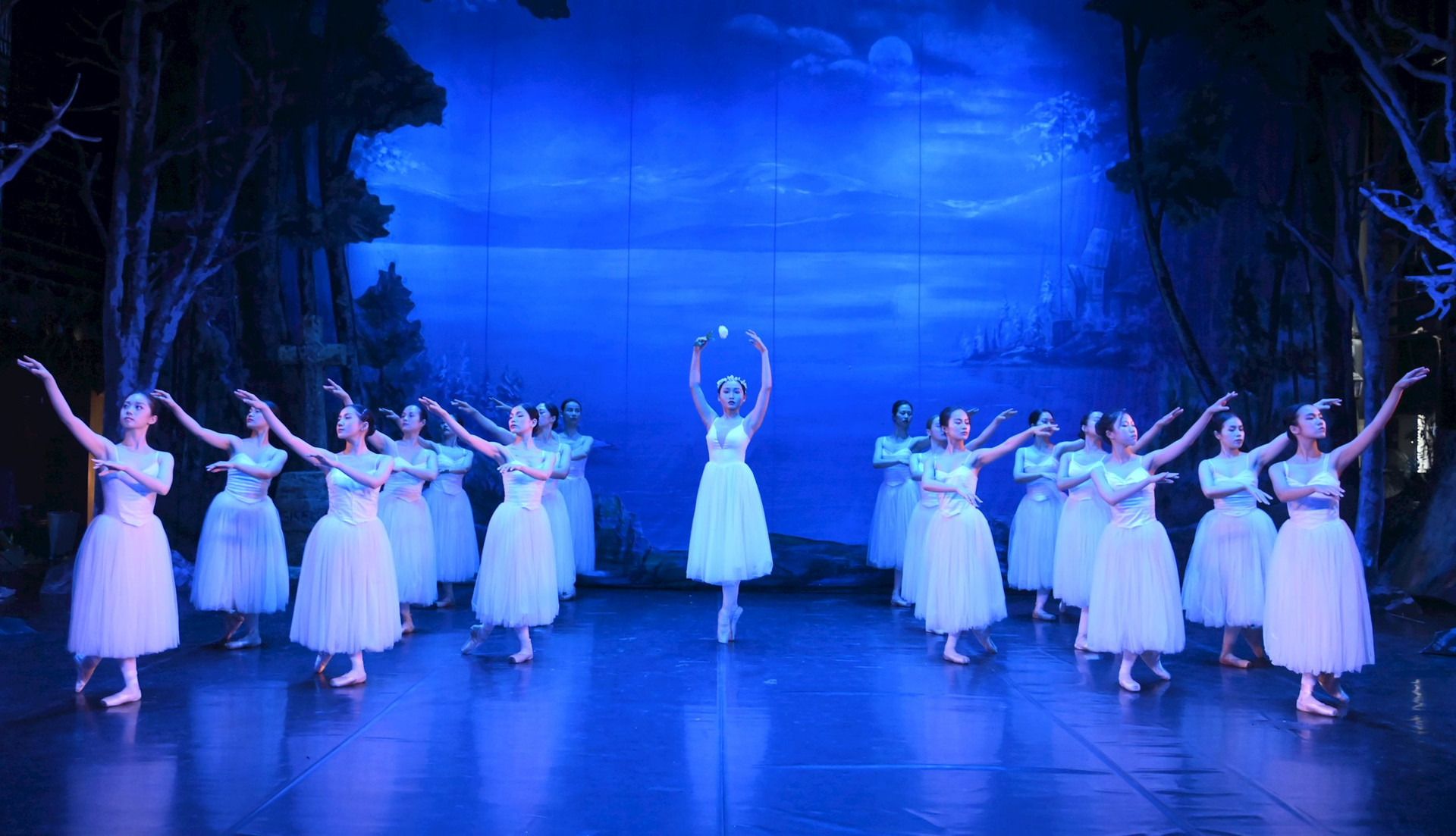 Công diễn vở “Giselle” - một trong top 10 tác phẩm ballet nổi tiếng nhất thế giới