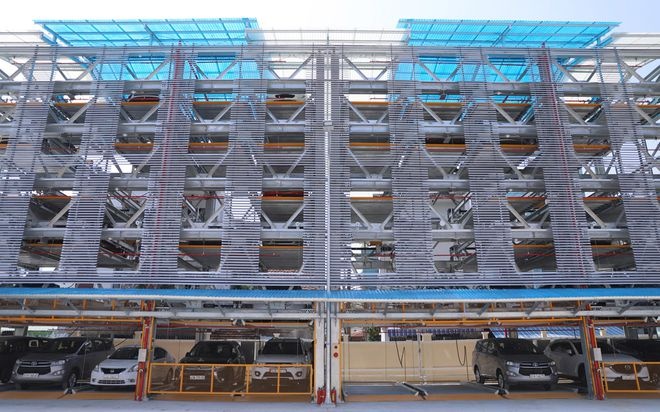 Thành phố Hồ Chí Minh rà soát vị trí đặt nhà xe công cộng