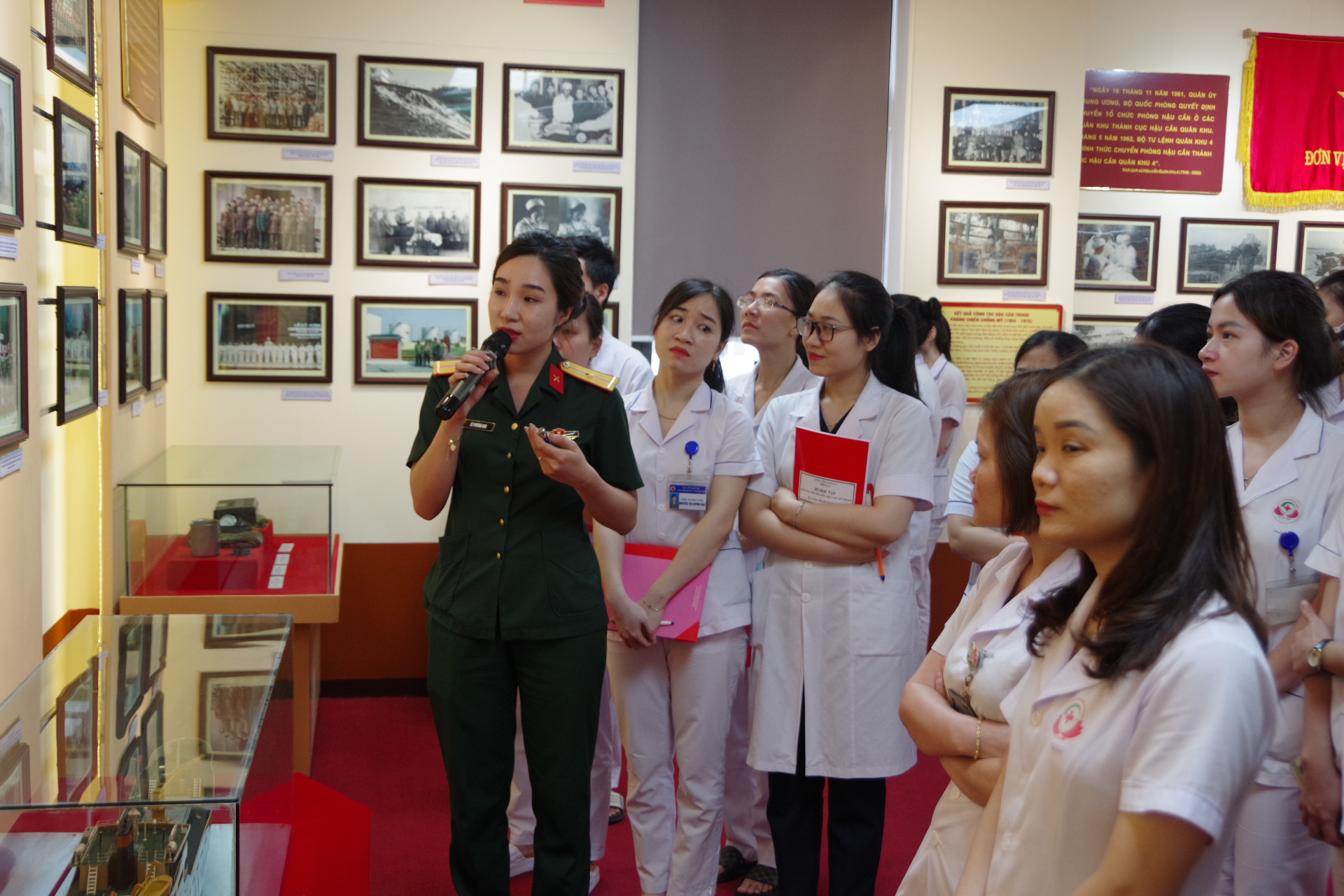 Cục Hậu cần Quân khu 4 Giáo dục truyền thống cho bộ đội