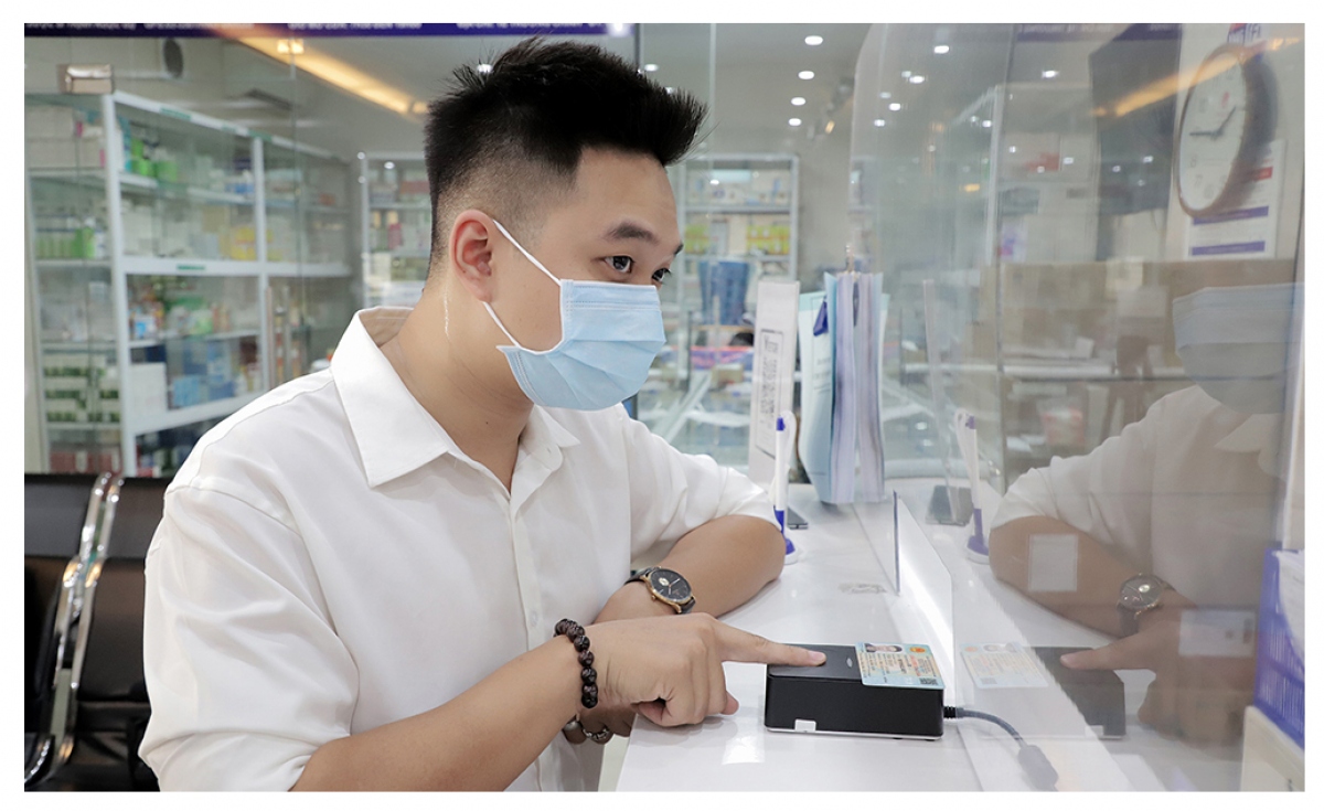 Ứng dụng công nghệ xác thực sinh trắc học giảm tình trạng mượn thẻ BHYT

​