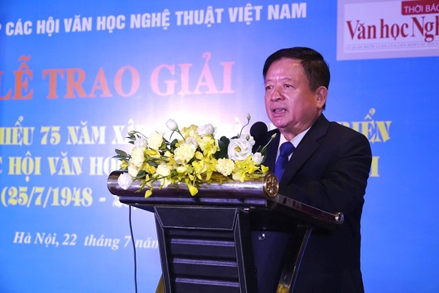 14 tác phẩm đoạt giải tại cuộc thi Tìm hiểu 75 năm xây dựng và phát triển Liên hiệp các Hội Văn học nghệ thuật Việt Nam