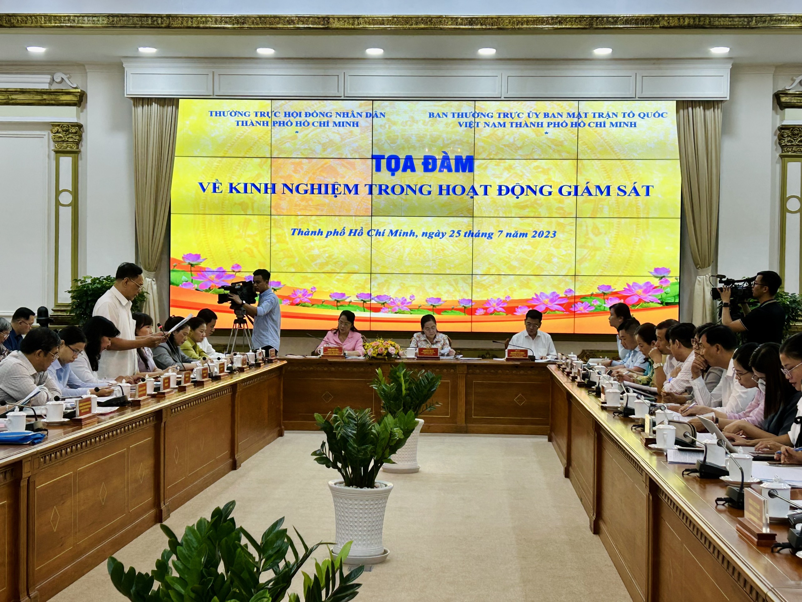 TP Hồ Chí Minh Tọa đàm về kinh nghiệm trong hoạt động giám sát