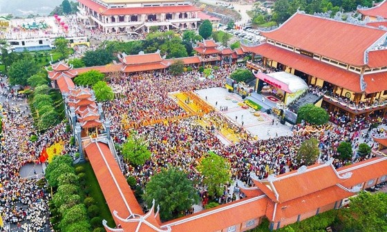 Đề nghị chùa Ba Vàng khẩn trương báo cáo về quản lý tiền công đức