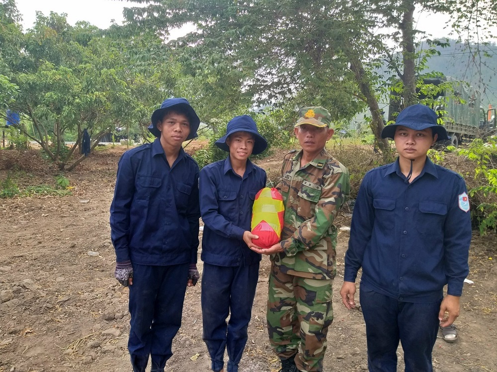 Thắp sáng hành trình tri ân