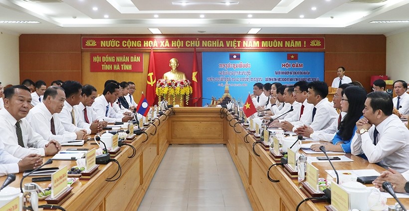 Tỉnh Hà Tĩnh và Bolikhămxay trao đổi kinh nghiệm về công tác HĐND