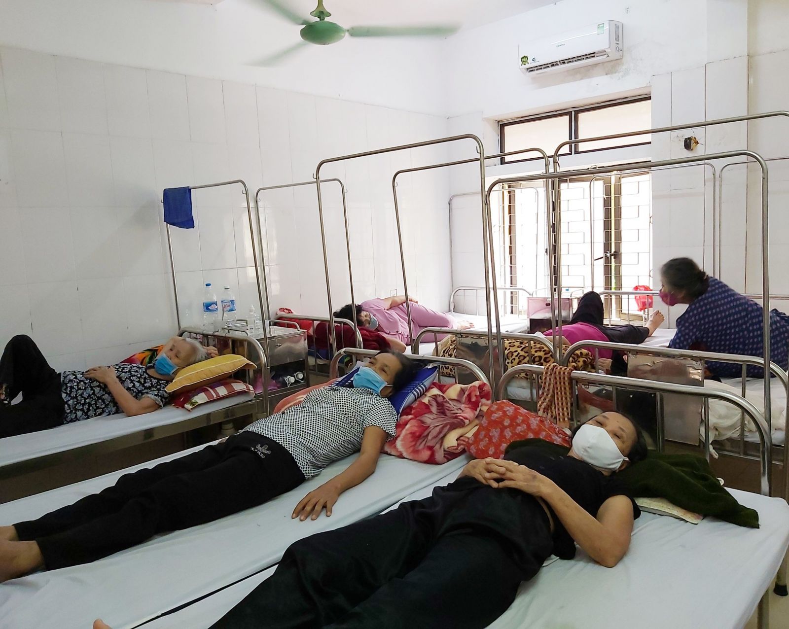 Các cơ sở y tế tỉnh Phú Thọ chủ động chống nóng vì sức khỏe người bệnh